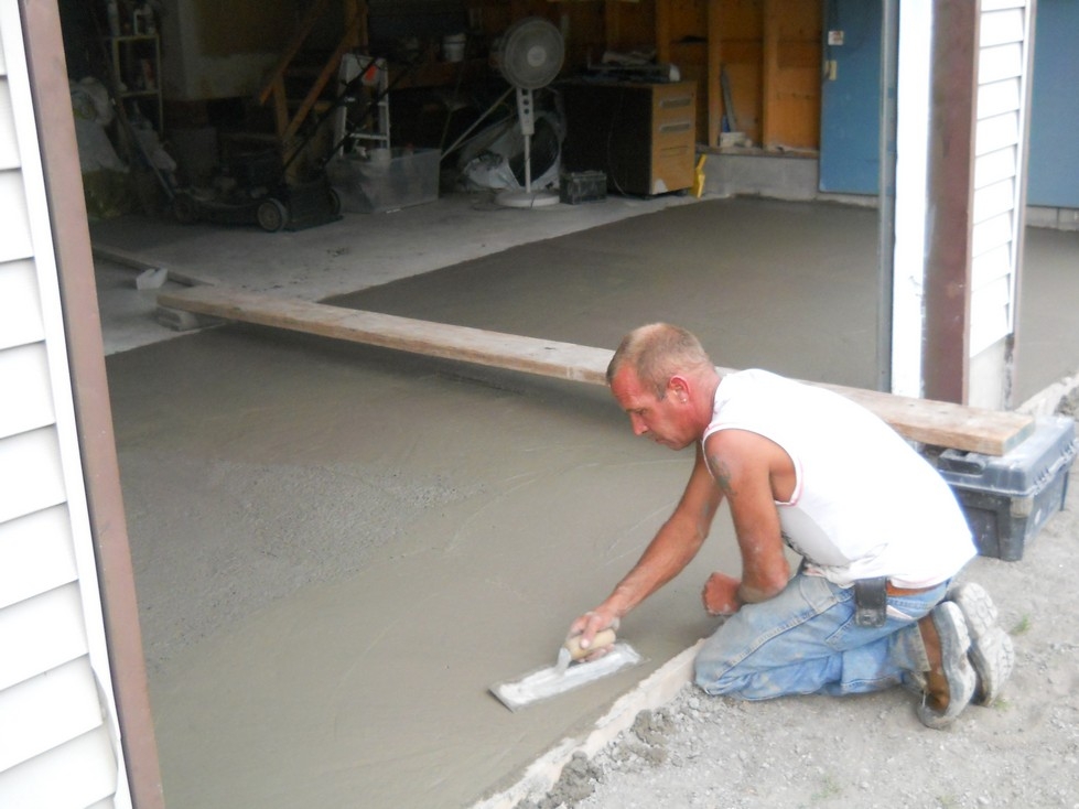 Garage Floor Repair in Atlanta, TX